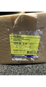 Square D JGL36225 Circuit Breaker, 225 Amp, 600 V 3 Pole - Picture 1 of 9