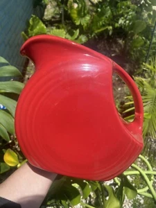 Fiestaware Large 7 1/2" Red Pitcher - Foto 1 di 3