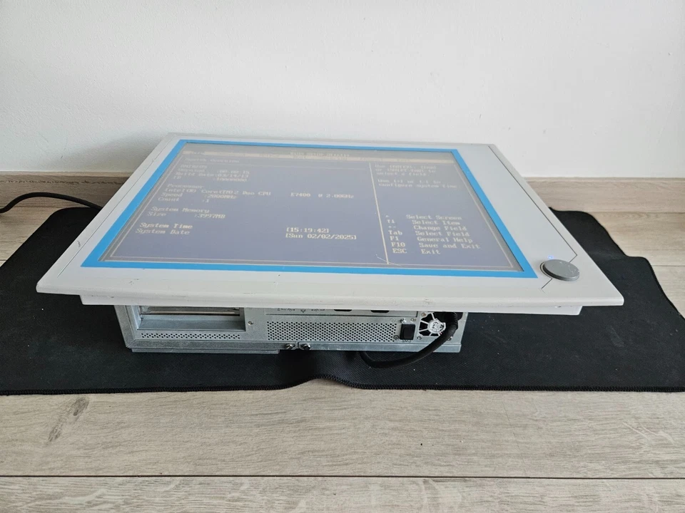 ADVANTECH COMPUTER IPPC-6192A-R1BE, INDUSTRAIL OPERATING PANEL PC - Bild 1 von 4