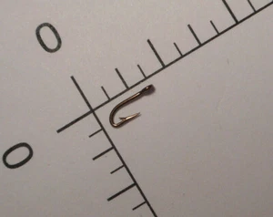 100 MUSTAD #19 WET Fly Tying Ringed Bronzed 2x strong straight tiny MICRO  3948 - Picture 1 of 4