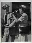 1944 Press Photo DC Lt VE Castonguay & seaman 2/c Rita Welch - nem42936