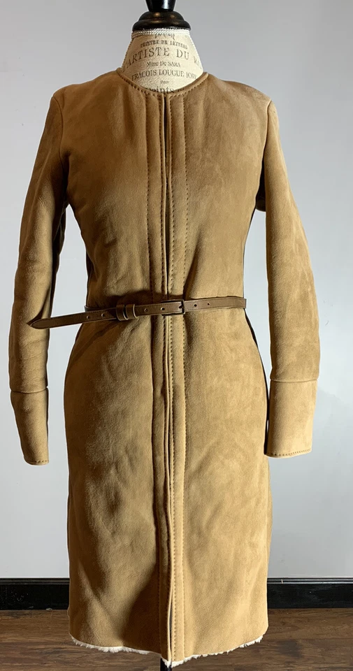 Abrigo de piel de oveja INTERMIX Golden Goose Sara con cinturón. TALLA-S, MARRÓN, $2995 Foto 1 de 4