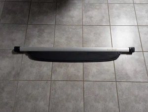 Cubierta de carga negra para maletero trasero retráctil OEM 2011-2017 Lexus CT200h - Imagen 1 de 5