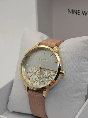 Reloj Nine West para mujer con correa rosa floral nuevo/2884 Foto 1 de 4