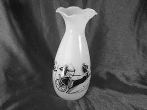Vintage Egyptian Designed Art Glass Vase with horse and carriage - Picture 1 of 2