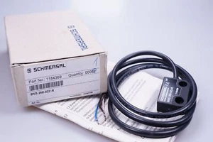 SCHMERSAL Safety Sensor BNS 260-02Z-R Without Actuator - Picture 1 of 3