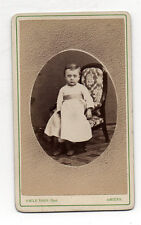CDV - PHOTO - ENFANT FAUTEUIL ROBE - EMILE PARIS à Amiens - Vers 1880.