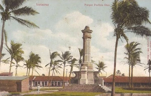 Veracruz, MEXICO - Parque Porfirio Diaz - Picture 1 of 2