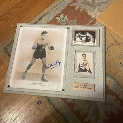 Foto de boxeo firmada autografiada por Willie Pep de 8x10 con 2 tarjetas y placa de identificación sin Co Foto 1 de 4