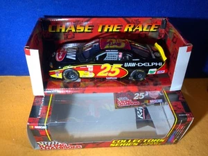 J9-83 JERRY NADEAU #25 UAW / DELPHI - AUTOGRAPHED - 2001 CHEVY MONTE CARLO - Picture 1 of 5