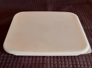 Tupperware 3 Qt Casserole Lasagna Rectangle Pan Dish with Lid micro wave - Picture 1 of 4