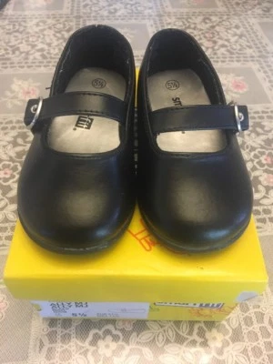 Smart Fit Toddler Girls Cute Black Flat Maryjane Dress Shoes Size 5 1/2 - Image 1 of 4