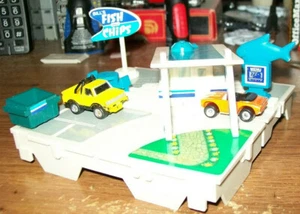 MICRO MACHINES TRAVEL FISH & CHIPS w/ '67 CAMARO Z-28 & '70 FORD F-150 GALOOB 87 - Picture 1 of 9