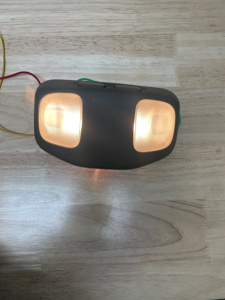 Nissan Frontier/Xterra 1998-2001 luz domo superior mapa luz domo OEM bronceado Foto 1 de 4