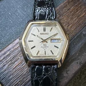 Raro Reloj Seiko Hexagonal Oro Esmerilado Dial Funciona 0903-5009 - Imagen 1 de 3
