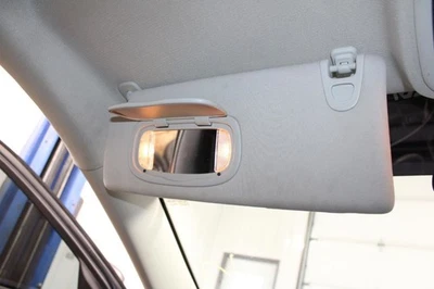 2015 JEEP CHEROKEE 发球杆左遮阳板照明二手 4DR SUV BLK — 第 1/4 张图片