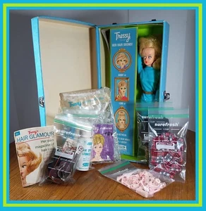 A VINTAGE TRESSY TROVE!!!  Doll with Case, Clothes, Hair Stuff, & Accessories - Picture 1 of 24