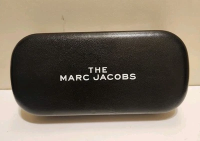 Nuevo estuche para gafas de sol/vidrio de sol "The Marc Jacobs" de cuero negro con abrazadera dura  Foto 1 de 4