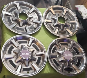 GMC SIERRA K15, SQUARE BODY 4x4 TRUCK 15" IN. HUB CAPS- 1973- 87 SET OF 4 - NICE - Picture 1 of 13
