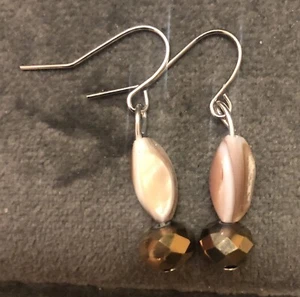 Handmade Natural Shell Metallic Gold Glass Crystal Dangle Style Earrings  - Picture 1 of 4