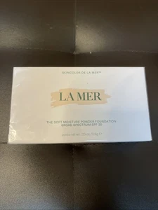 LA MER THE SOFT MOISTURE POWDER FOUNDATION SPF 30 (43 Caramel) .33oz/9.5g NIB - Picture 1 of 4