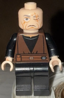 乐高星球大战 Even Piell Jedi Master Minifigure SW0392 无配件 9498 — 第 1/2 张图片