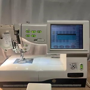 Janome Memory Craft MC 11000 Computerized Sewing and Embroidery Machine - Picture 1 of 5
