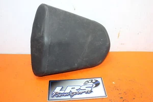 2015 HONDA CBR 300R REAR SEAT PILLOW 773000-K33-D00 - Picture 1 of 7