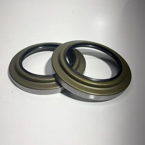 Pair of Oil Seal Rear Wheel Hub Inner for ISUZU NPR NQR 8971229370 - Picture 1 of 7