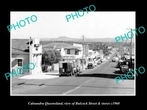FOTO ANTIGUA TAMAÑO POSTAL DE CALOUNDRA QUEENSLAND BULCOCK ST & STORES c1960 - Imagen 1 de 1
