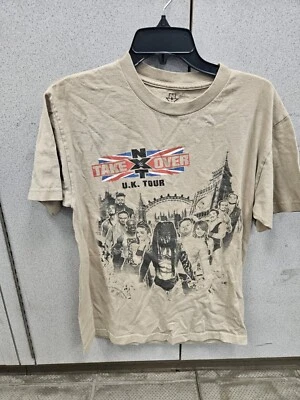 🔥WWE NXT Takeover 2015 Gira del Reino Unido Talla Mediana Camiseta Finn Balor Samoa Joe Bayley Foto 1 de 4
