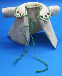 VINTAGE GINNY OR STORYBOOK DOLL OFF WHIITE  FELT SWING COAT UNMARKED - Picture 1 of 2