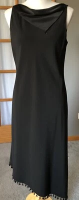 Коктейльное платье 70-х Donna Ricco 10 черное с бисером подол воротник-капот готическое официальное сделано в США - Изображение 1 из 4