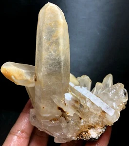 381g Raw Natural Beautiful  White QUARTZ Crystal Cluster&Hair Rabbit Fur  Q614 - Picture 1 of 9