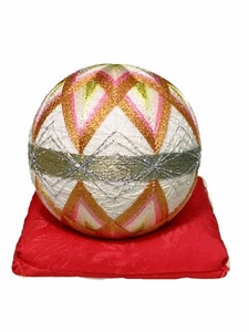 Handball Temari Thread Decorated Ball Chrysanthemum Star 3.25” - Picture 1 of 4