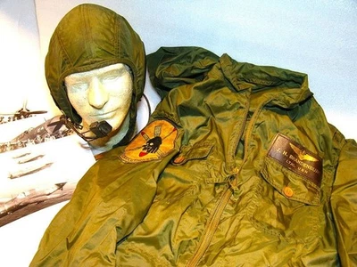 NAMED USN PILOT FLIGHT HELMET , SUIT & PHOTOS / VF-114 EXECUTIONERS / KOREAN WAR - Image 1 of 4