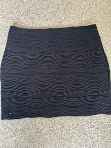 Lipstick London Black Wavy Pattern Bodycon Skirt, Size 10 - Picture 1 of 5