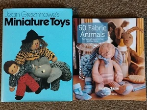 Jean Greenhowe Sewing Boók Miniature Toys + 50 Fabric Animals Book - Picture 1 of 17