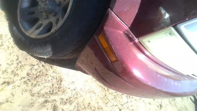 Passenger Corner/Park Light Cornering Beside Headlamp Fits 95-05 ASTRO 29862874 - Image 1 of 4