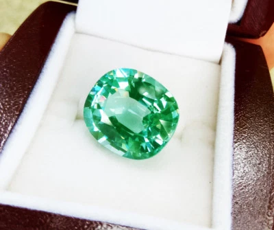16,15ct. 16,5x14mm.¡COLOR SUPERIOR! GEMAS CREADAS COLOR PARAIBA VERDE NEÓN/AZUL AAA+ Foto 1 de 4