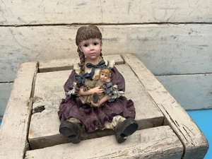 Vintage 1995 Yesterdays Child Patricia With Molly, Boyd’s Retired Figurine - Picture 1 of 6
