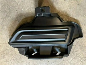 NUEVO FABRICANTE DE EQUIPOS ORIGINALES NISSAN VERSA NOTE 2017-2019 DRIVERS BISEL DE LUZ ANTINIEBLA/CUBIERTA APAGADA - Imagen 1 de 2