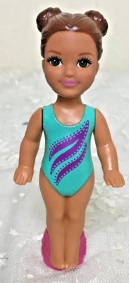 Boneca Mattel 2015 Kelly 4,25" com cadeira potty moldada #26171 - Imagem 1 de 4