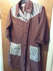 Ladies Nylon Overall -Brown check design Size W, pinny with pattern design VGC. - Picture 1 of 6