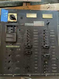 2002 Carver 570 Boat 120/240V 50 Hz AC Control Black Aluminum Breaker Panel - Picture 1 of 4
