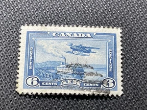 Francobollo posta aerea Canada Scott C6 usato molto bene mai incernierato con gomma - Foto 1 di 2