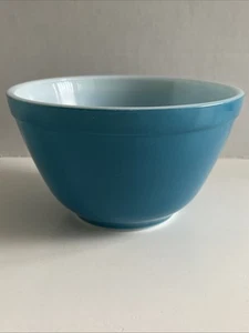 Vintage PYREX #401 Blue 1.5 Pint Small Nesting Mixing Bowl - Nice - Picture 1 of 13