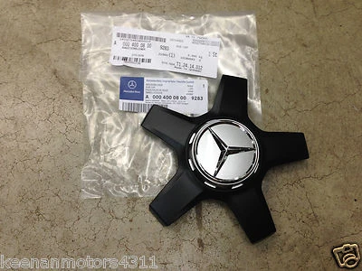 Genuine OEM Mercedes Benz CLA GLA Class C117  AMG 18" Twin 5 Spoke Center Cap - Image 1 of 4