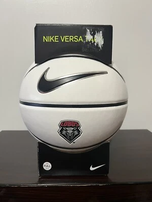 Nike Versa Tack Hombres Baloncesto NCAA Nuevo México Lobos Pelota Blanca Elite Interior Foto 1 de 4