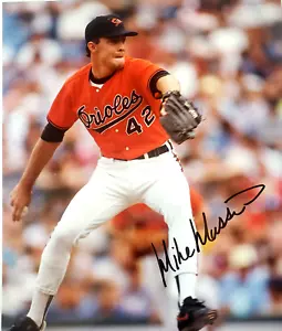Autograph MIKE MUSSINA 1992 MLB Baltimore Orioles 8x10 PHOTO w/COA BB-136b - Picture 1 of 2